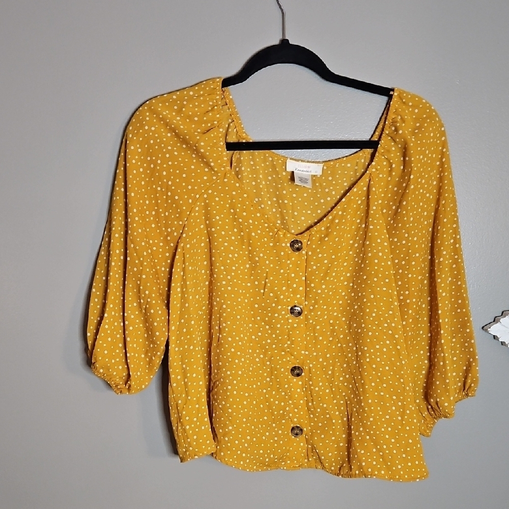 URBAN Romantics Yellow Puff Sleeve Crop Top
